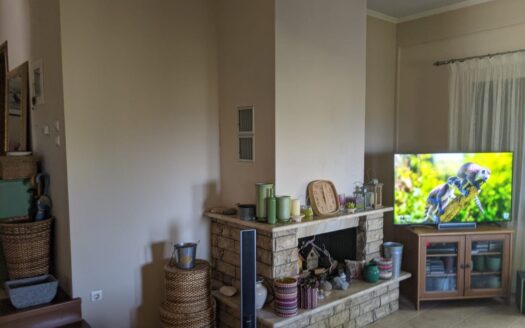 Πωλείται Μονοκατοικία 120 τ.μ. με υπόγειο & θέα θάλασσα – Μακρή