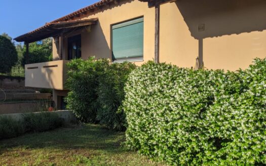 Πωλείται Μονοκατοικία 120 τ.μ. με υπόγειο & θέα θάλασσα – Μακρή