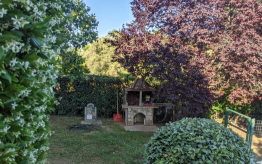 Πωλείται Μονοκατοικία 120 τ.μ. με υπόγειο & θέα θάλασσα – Μακρή